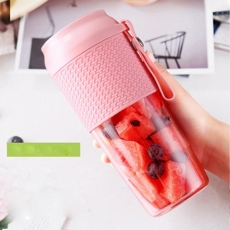 Usb rechargeable portable juice machine